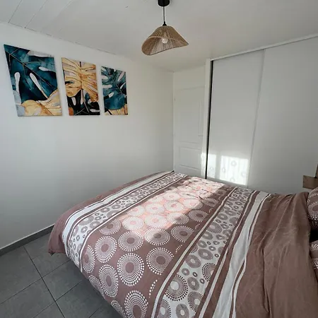 Charmante à 10 Min Des Plages Villa