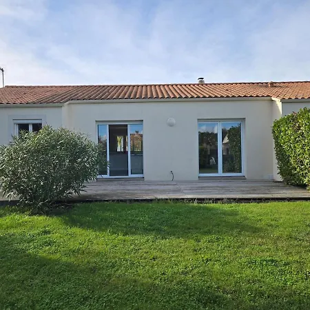 Charmante à 10 Min Des Plages Villa *